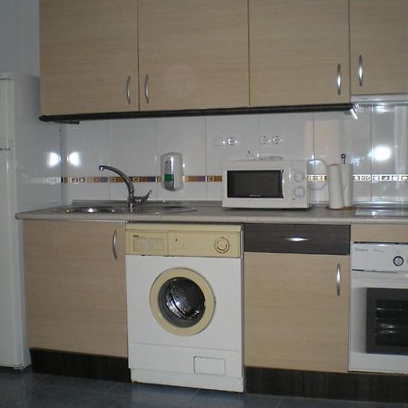 Apartamentos Turisticos Reyes Catolicos Zaragoza Phòng bức ảnh